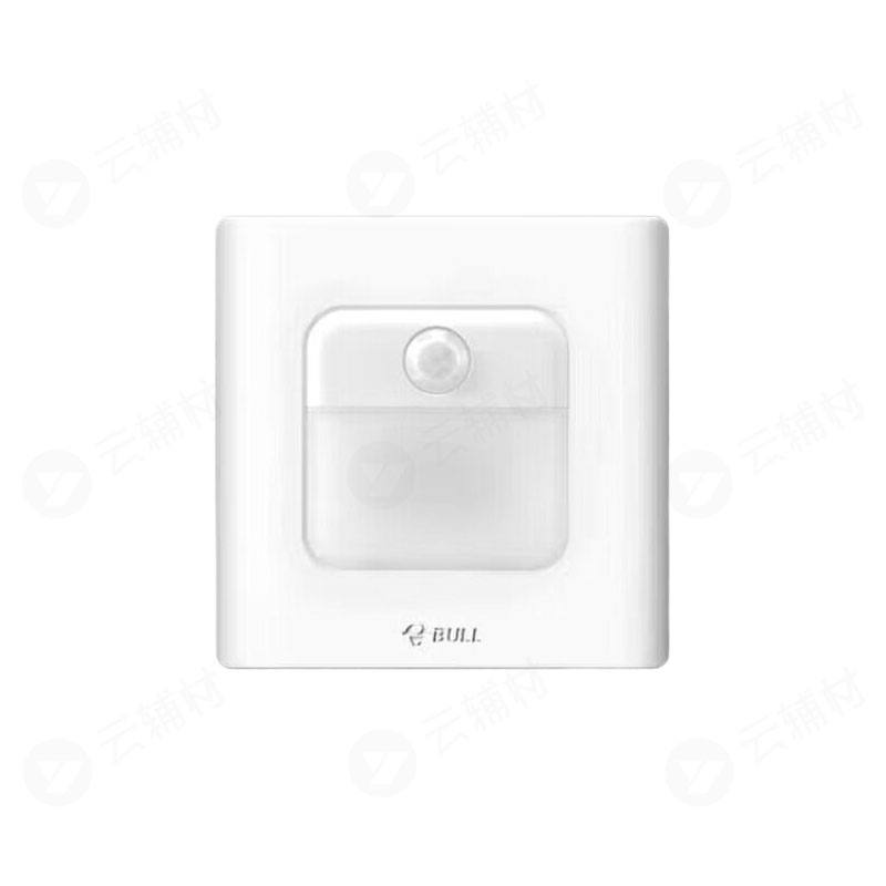 公牛 G25白 人体感应地脚灯D123